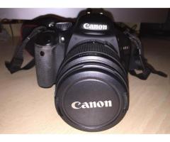 Canon EOS 550D SLR Reflex 18 M + Obiettivo EF-S 18